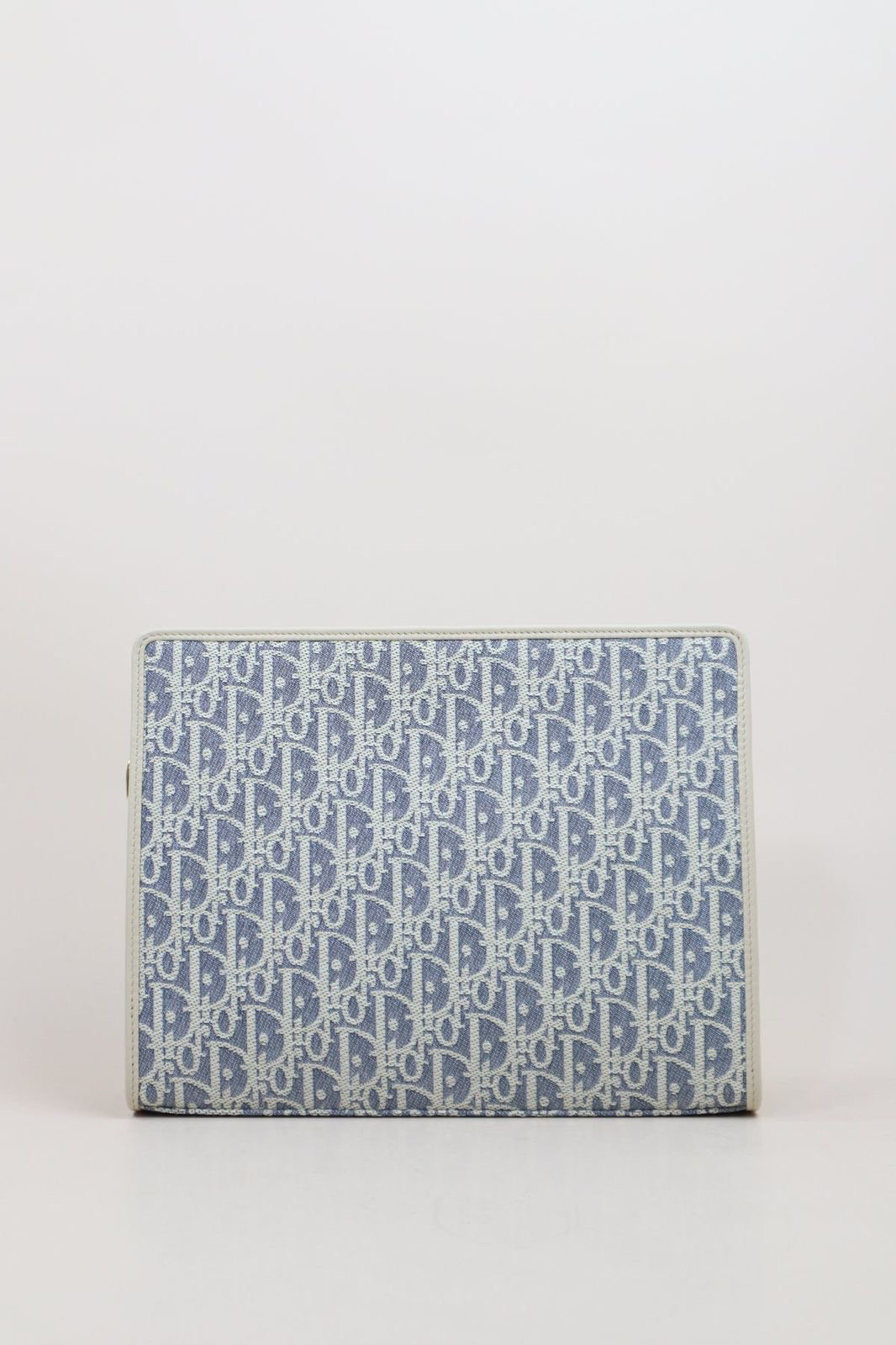 Dior 30 Montaigne Pouch